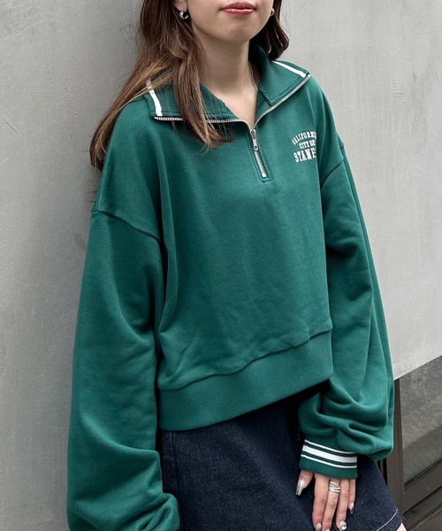 INGNI（イング）の「ハーフジップ胸ロゴライン配色ショートトップス（スウェット・レディース・ブラック/グレー/オートミール/グリーン・M）」の4枚目の写真