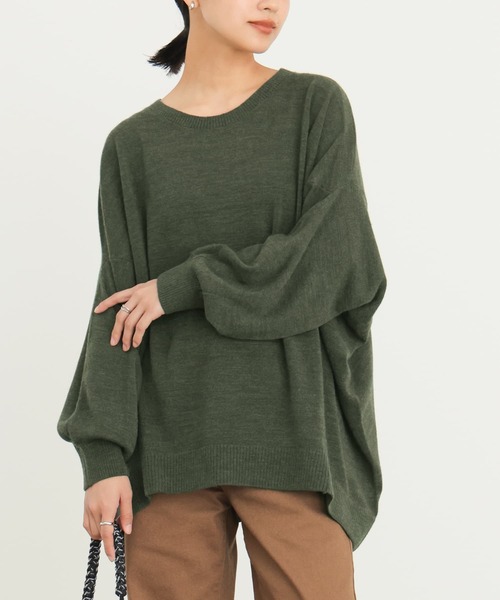 n'OrLABEL(ノアールレーベル)の「カシミヤタッチ変形ドルマンニット(ニット/セーター・レディース・ワイン/グレイッシュベージュ/カーキ/ブラック/グレー/ロイヤルブルー・FREE)」の4枚目の写真
