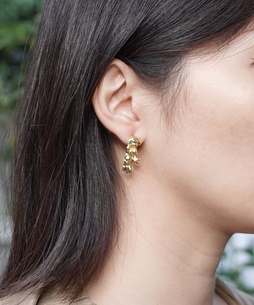 misto accessories（ミストアクセサリーズ）の「Lava アシンメトリーメタルピアス（ピアス（両耳用）・レディース・ゴールド/シルバー・FREE）」の11枚目の写真