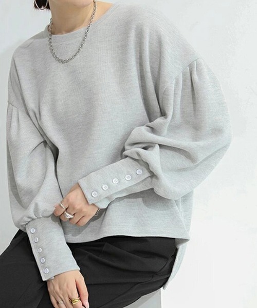 deux amour(ドゥーザムール)の「袖ボリュームスリーブトップス(Tシャツ/カットソー・レディース・チャコールグレー/ブラック/グレー/アイボリー・FREE)」の4枚目の写真