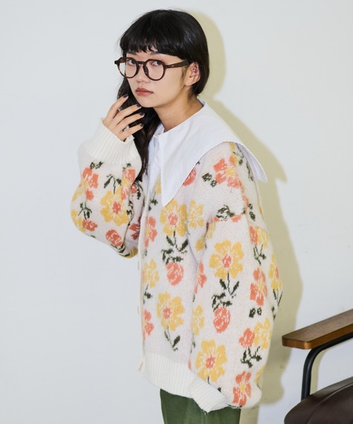 MERLOT（メルロー）の「フラワーカーディガン（ニット/セーター・レディース・イエロー/ブルー・FREE）」の21枚目の写真