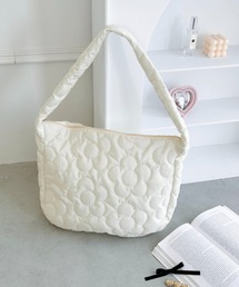 フラワーキルティングショルダーバッグ