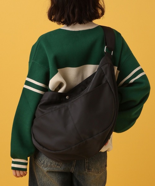 PBLIM(ページボーイリム)の「PBLIM/ナイロンニュースペーパー(ショルダーバッグ・レディース・ブラック/グレー/レッド・FREE)」の5枚目の写真