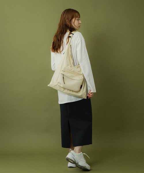 story.（ストーリー）の「story. ポーチチャーム付ナイロンバッグ（トートバッグ・レディース・ホワイト/ブラック/ミント・FREE）」の12枚目の写真