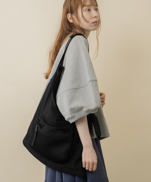 story.（ストーリー）の「story. ポーチチャーム付ナイロンバッグ（トートバッグ・レディース・ホワイト/ブラック/ミント・FREE）」の6枚目の写真