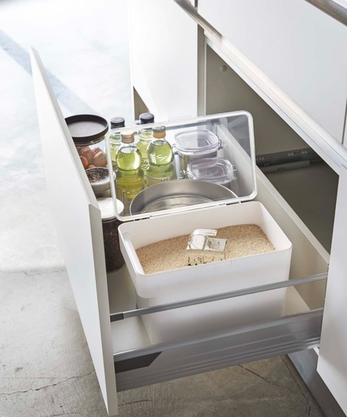 tower（タワー）の「【WEB限定】tower 米びつ5kg 軽量カップ付き（キッチン収納・レディース・ブラック/ホワイト・FREE）」の10枚目の写真