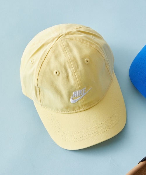 NIKE(ナイキ)の「NIKE NAN FUTURA CURVE BRIM CAP(キャップ・キッズ・クリーム/ブルー/ピンク/ブラック・FREE)」の2枚目の写真