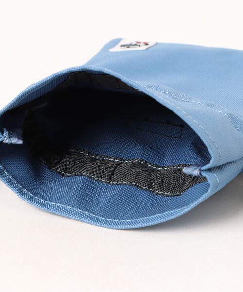 CHUMS(チャムス)の「【CHUMS/チャムス】 Recycle Goldfish Shoulder(ショルダーバッグ・メンズ・スカイブルー/ブラック/その他2/その他3/その他1/ネイビー/ブラウン/レッド/ブルー・FREE)」の21枚目の写真