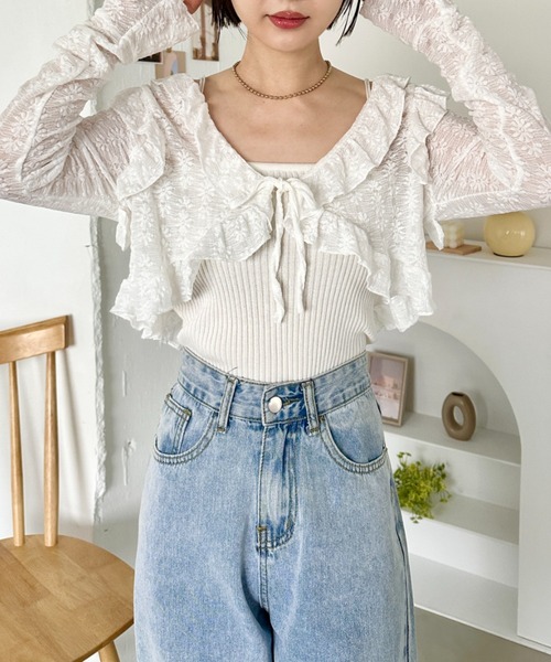 CLEA（クレア）の「ラッフルフリルクロップド丈レースボレロ（カーディガン/ボレロ・レディース・アイボリー/ホワイト・FREE）」の11枚目の写真