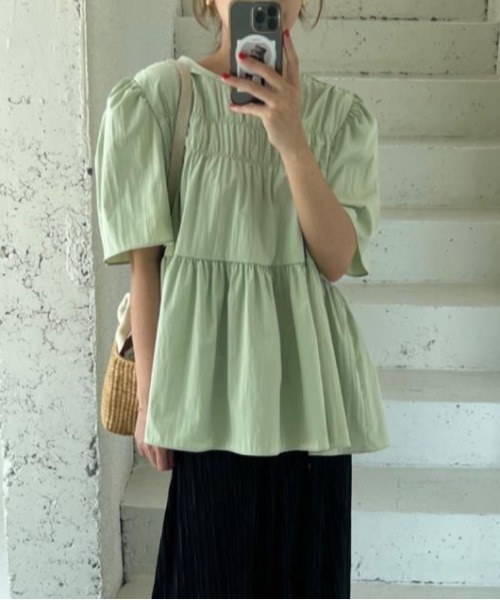 N.s（エヌドットエス）の「フロントギャザーペプラムブラウス（シャツ/ブラウス・レディース・グリーン/ピンク/ブラック・FREE）」の3枚目の写真