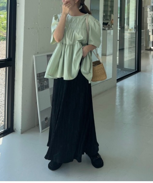 N.s（エヌドットエス）の「フロントギャザーペプラムブラウス（シャツ/ブラウス・レディース・グリーン/ピンク/ブラック・FREE）」の17枚目の写真