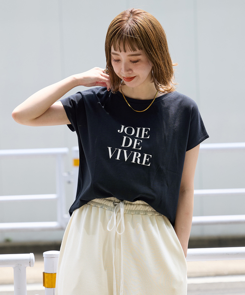 B.C STOCK(ベーセーストック)の「《追加2》フレンチスリーブロゴTEE(Tシャツ/カットソー・レディース・ネイビー/アイボリー/ホワイト・FREE)」の13枚目の写真