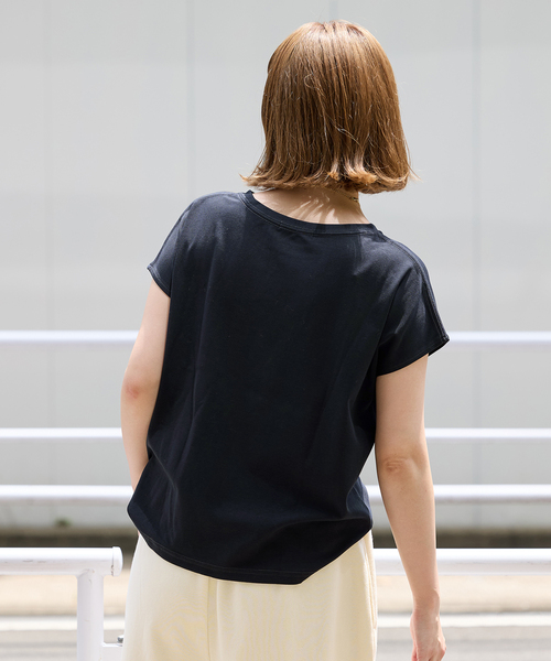 B.C STOCK(ベーセーストック)の「《追加2》フレンチスリーブロゴTEE(Tシャツ/カットソー・レディース・ネイビー/アイボリー/ホワイト・FREE)」の15枚目の写真