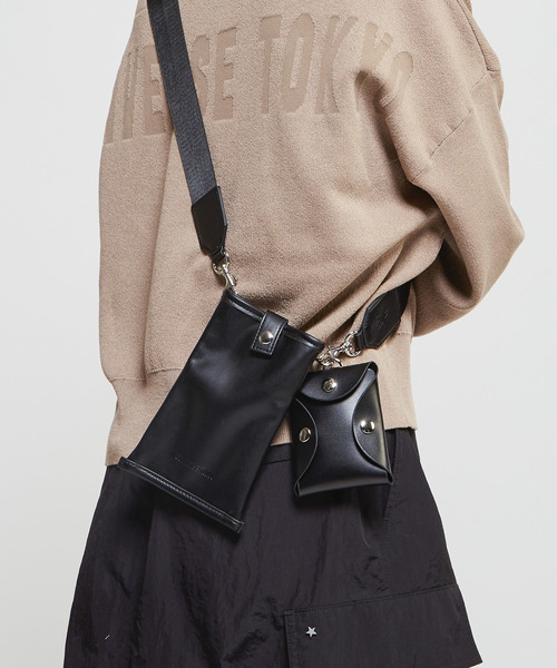 CONVERSE TOKYO（コンバーストウキョウ）の「MULTI STRAP MINI BAG（ショルダーバッグ・レディース・ブラック/ブラウン/アイボリー・FREE）」の3枚目の写真