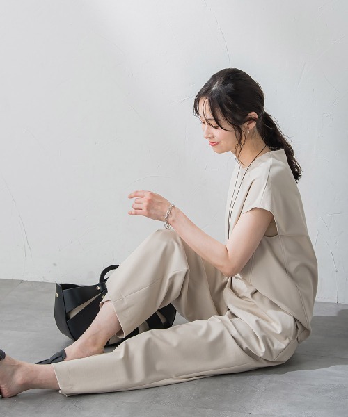 LAUTREAMONT(ロートレアモン)の「【WEB限定】UVカットストレッチパンツ≪セットアップ対応/洗濯機で洗える/吸水速乾≫(スラックス・レディース・カーキ/ブラウン/ネイビー/ベージュ・9号/11号)」の16枚目の写真