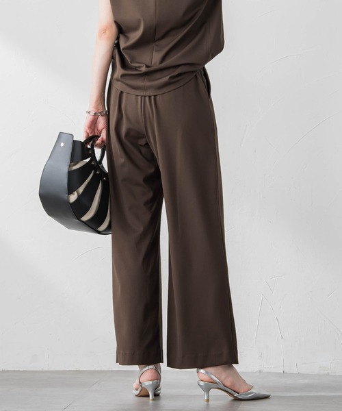 LAUTREAMONT(ロートレアモン)の「【WEB限定】UVカットストレッチパンツ≪セットアップ対応/洗濯機で洗える/吸水速乾≫(スラックス・レディース・カーキ/ブラウン/ネイビー/ベージュ・9号/11号)」の5枚目の写真
