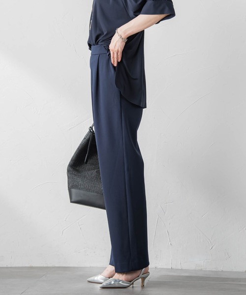 LAUTREAMONT(ロートレアモン)の「【WEB限定】UVカットストレッチパンツ≪セットアップ対応/洗濯機で洗える/吸水速乾≫(スラックス・レディース・カーキ/ブラウン/ネイビー/ベージュ・9号/11号)」の20枚目の写真