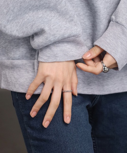 LHME（エルエイチエムイー）の「【WEB限定】“Moment”ハートエタニティリング/サージカルステンレス（金属アレルギー対応）【LHME / エルエイチエムイー】（リング・レディース・ゴールド/シルバー・13号/11号）」の6枚目の写真