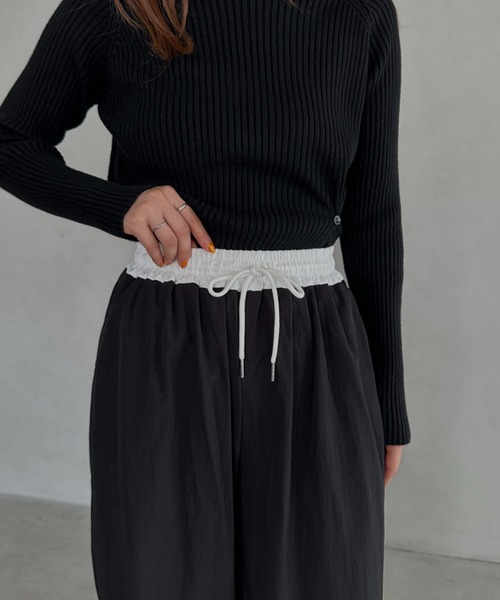 MYMOOD.（マイムード）の「配色ナイロンワイドパンツ（その他パンツ・レディース・ブラック/ネイビー・FREE）」の8枚目の写真