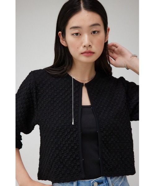 AZUL by moussy（アズールバイマウジー）の「ポップコーンカットカーディガン（カーディガン/ボレロ・レディース・オレンジ/ブラック/オフホワイト・FREE）」の14枚目の写真