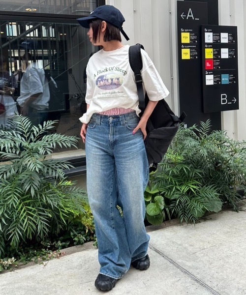 nemne store(ネンネストア)の「【keel】SheepプリントTシャツ(Tシャツ/カットソー・レディース・スミクロ/オフホワイト・SMALL/MEDIUM)」の3枚目の写真
