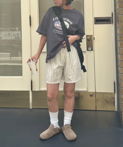 nemne store(ネンネストア)の「【keel】SheepプリントTシャツ(Tシャツ/カットソー・レディース・スミクロ/オフホワイト・SMALL/MEDIUM)」の11枚目の写真