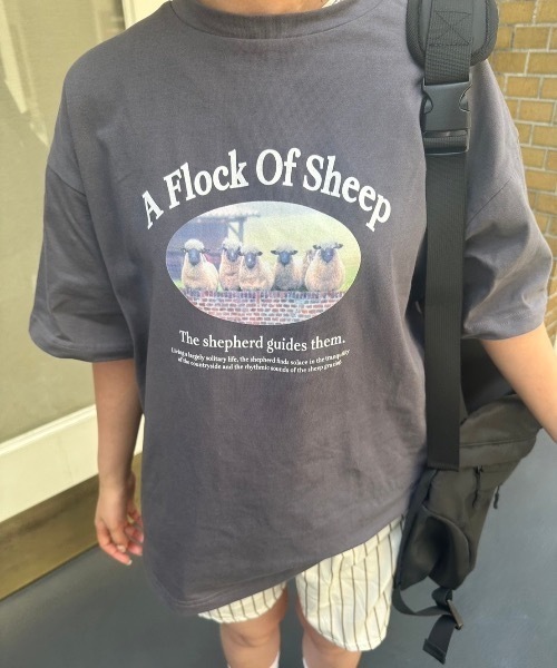 nemne store(ネンネストア)の「【keel】SheepプリントTシャツ(Tシャツ/カットソー・レディース・スミクロ/オフホワイト・SMALL/MEDIUM)」の13枚目の写真