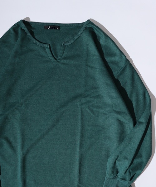 FUNALIVE(ファンアライブ)の「Simple plain oversized sweatshirt / シンプル無地オーバーサイズスウェットトレーナー キーネック/クルーネック unisex(スウェット・メンズ・ブラック/ホワイト系1/ホワイト系2/グレー系2/オフホワイト/杢グレー/ベージュ系1/ネイビー系2/ブラック系2/グリーン/グレー系1/ネイビー系1/ブラック系1/ベージュ系2/グリーン系2/ベージュ/チャコール・M/L/XL)」の15枚目の写真