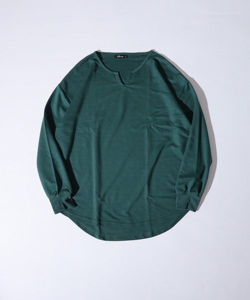 FUNALIVE(ファンアライブ)の「Simple plain oversized sweatshirt / シンプル無地オーバーサイズスウェットトレーナー キーネック/クルーネック unisex(スウェット・メンズ・ブラック/ホワイト系1/ホワイト系2/グレー系2/オフホワイト/杢グレー/ベージュ系1/ネイビー系2/ブラック系2/グリーン/グレー系1/ネイビー系1/ブラック系1/ベージュ系2/グリーン系2/ベージュ/チャコール・M/L/XL)」の22枚目の写真