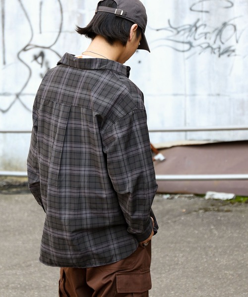 ZIP FIVE（ジップファイブ）の「【ZIP FIVE】 CVCブロード 長袖 レギュラーカラー チェック ＆ ストライプ オーバーサイズ シャツ（シャツ/ブラウス・メンズ・ブルー/ブラウン系/チャコール/ブラック系/ブラック系1・MEDIUM/LARGE/X-LARGE）」の8枚目の写真