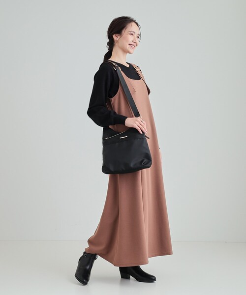 SHOO・LA・RUE（シューラルー）の「◆プレゼントにも バー金具 ポケットショルダーバッグ（ショルダーバッグ・レディース・ブラック/オレンジ/ナチュラル・00）」の14枚目の写真