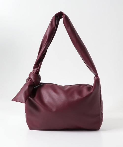 SENSE OF PLACE by URBAN RESEARCH（センスオブプレイスバイアーバンリサーチ）の「フェイクレザーパデットビッグショルダー（ショルダーバッグ・メンズ・ブラック/ブルー/パープル/レッド・ONE）」の7枚目の写真