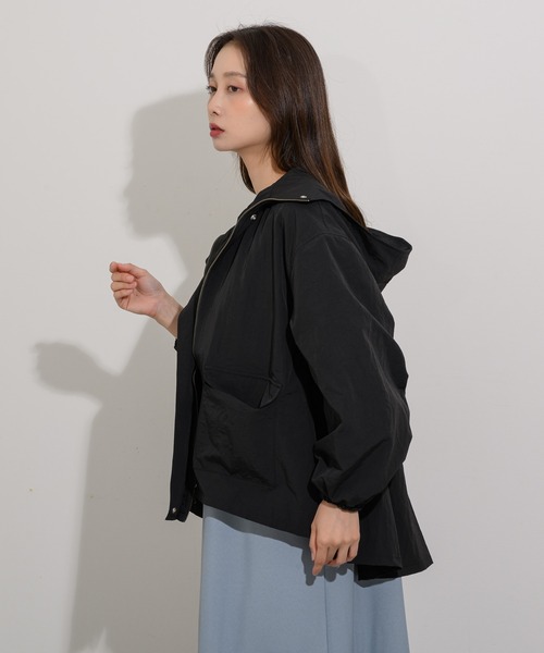 KATHARINE ROSS(キャサリンロス)の「【KATHARINE ROSS】ZOZO限定 マウンテンフレアパーカー(マウンテンパーカー・レディース・ベージュ/ブラック・MEDIUM)」の18枚目の写真
