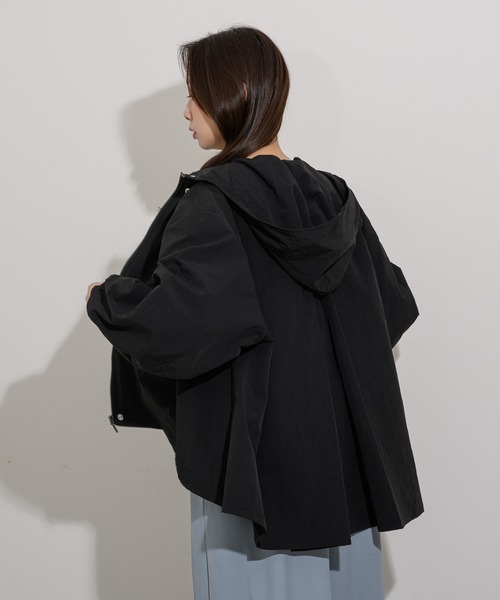 KATHARINE ROSS(キャサリンロス)の「【KATHARINE ROSS】ZOZO限定 マウンテンフレアパーカー(マウンテンパーカー・レディース・ベージュ/ブラック・MEDIUM)」の19枚目の写真