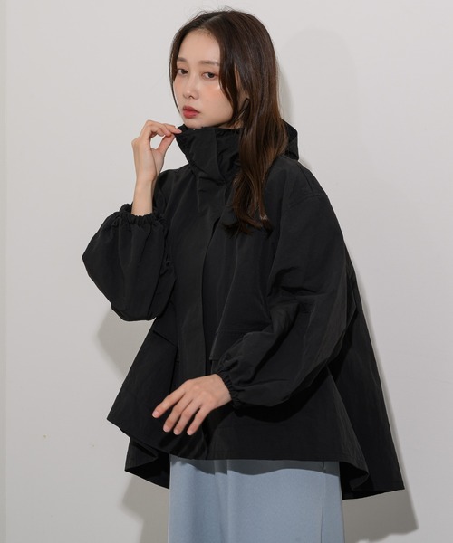 KATHARINE ROSS(キャサリンロス)の「【KATHARINE ROSS】ZOZO限定 マウンテンフレアパーカー(マウンテンパーカー・レディース・ベージュ/ブラック・MEDIUM)」の16枚目の写真