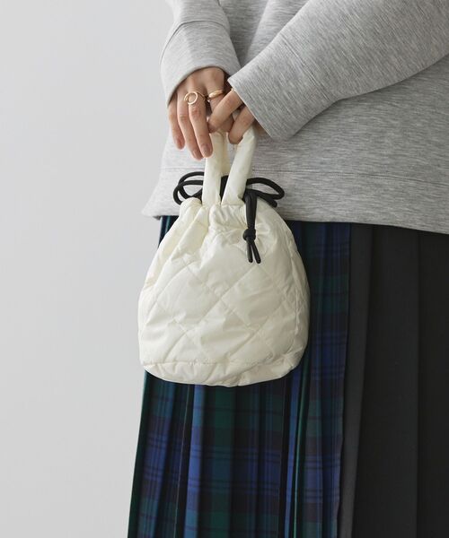 AMERICAN HOLIC（アメリカンホリック）の「キルティングミニBAG1（ハンドバッグ・レディース・アイボリー/オリーブ/ブラック・FREE）」の8枚目の写真