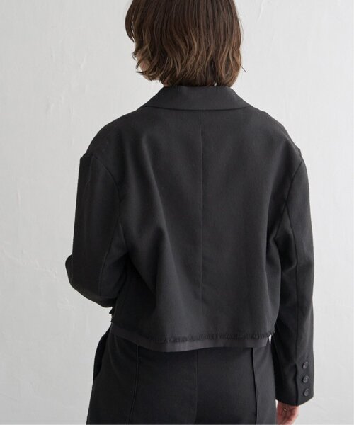 notch.（ノッチ）の「【セットアップ対応】ショートパイピングジャケット（テーラードジャケット・レディース・ブラック/ブラウン/チャコール・M）」の6枚目の写真