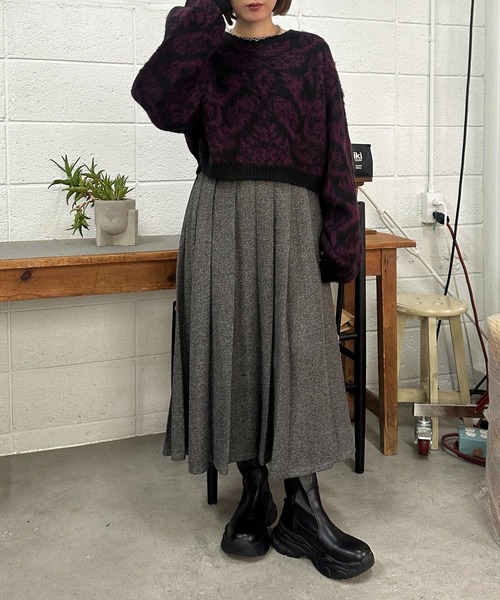 apres jour mignon(アプレジュールミニョン)の「ダマスク柄ニット【ZOZOTOWN限定アイテム】(ニット/セーター・レディース・アイボリー/ブラック/パープル・X-LARGE/フリー)」の15枚目の写真