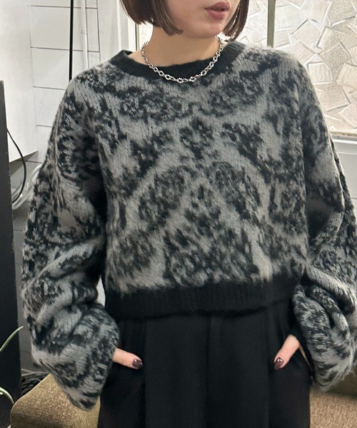 apres jour mignon(アプレジュールミニョン)の「ダマスク柄ニット【ZOZOTOWN限定アイテム】(ニット/セーター・レディース・アイボリー/ブラック/パープル・X-LARGE/フリー)」の7枚目の写真