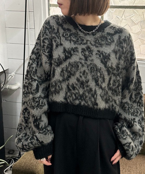 apres jour mignon(アプレジュールミニョン)の「ダマスク柄ニット【ZOZOTOWN限定アイテム】(ニット/セーター・レディース・アイボリー/ブラック/パープル・X-LARGE/フリー)」の9枚目の写真