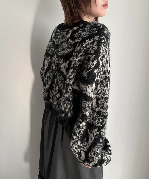 apres jour mignon(アプレジュールミニョン)の「ダマスク柄ニット【ZOZOTOWN限定アイテム】(ニット/セーター・レディース・アイボリー/ブラック/パープル・X-LARGE/フリー)」の18枚目の写真