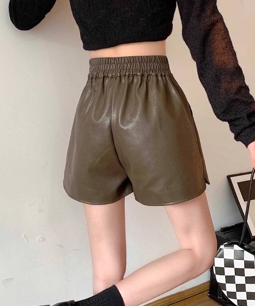 SPIGA（スピーガ）の「ﾊｲｳｴｽﾄﾀｯｸﾚｻﾞｰｼｮｰﾄﾊﾟﾝﾂ（その他パンツ・レディース・ブラウン/ブラック・SMALL/MEDIUM/LARGE）」の8枚目の写真