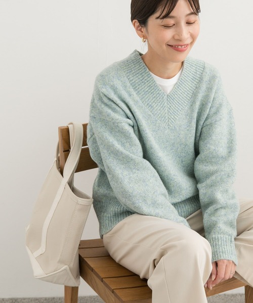 URBAN RESEARCH DOORS（アーバンリサーチドアーズ）の「メランジVネックニット（ニット/セーター・レディース・ミント/ベージュ/アイボリー・MEDIUM）」の21枚目の写真