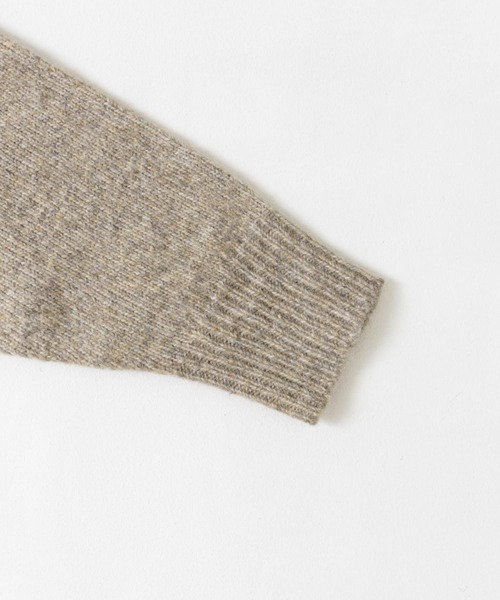 URBAN RESEARCH DOORS（アーバンリサーチドアーズ）の「メランジVネックニット（ニット/セーター・レディース・ミント/ベージュ/アイボリー・MEDIUM）」の7枚目の写真