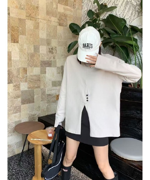 aimoha（アイモハ）の「フロントスリットデザインTシャツ（Tシャツ/カットソー・レディース・ブラック/チョコ/ライトベージュ/ホワイト・FREE）」の10枚目の写真