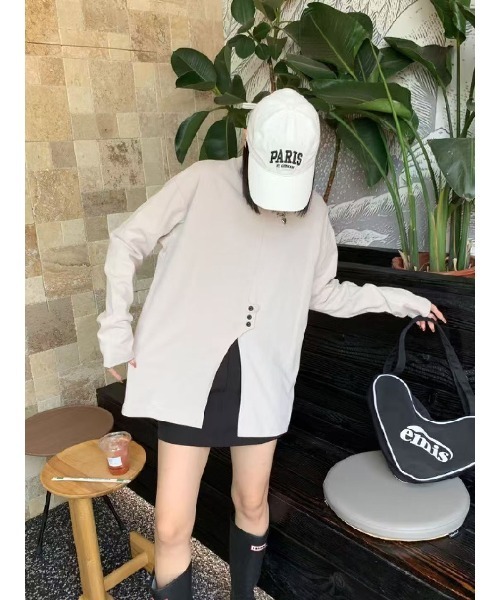 aimoha（アイモハ）の「フロントスリットデザインTシャツ（Tシャツ/カットソー・レディース・ブラック/チョコ/ライトベージュ/ホワイト・FREE）」の11枚目の写真