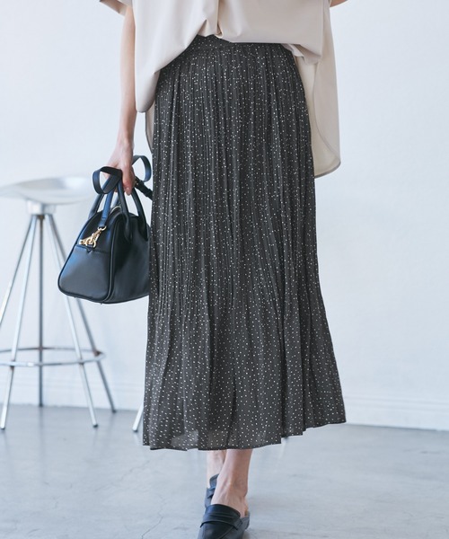 ROPE' PICNIC（ロペピクニック）の「着丈が選べるエアリープリーツスカート（スカート・レディース・ブラック/ピンク/グレー/ネイビー/ベージュ/キナリ/ライトグリーン/ライトグレー/ベージュ系その他/ブラック系その他/ホワイト系その他・38/T38）」の5枚目の写真