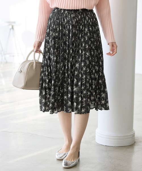 ROPE' PICNIC（ロペピクニック）の「着丈が選べるエアリープリーツスカート（スカート・レディース・ブラック/ピンク/グレー/ネイビー/ベージュ/キナリ/ライトグリーン/ライトグレー/ベージュ系その他/ブラック系その他/ホワイト系その他・38/T38）」の4枚目の写真