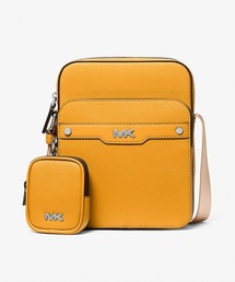 MICHAEL KORS（マイケルコース）の「RIVINGTON レザー フライトバッグ