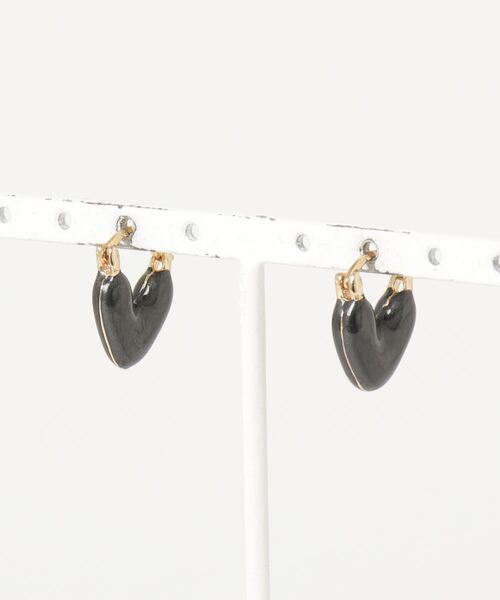 Anthe(アンテ)の「【Anthe】ハートピアス / ant-00009(ピアス(両耳用)・レディース・ブラック/レッド/ホワイト/レオパード・FREE)」の2枚目の写真